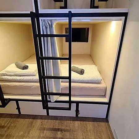 Hotel Cabin Hostel Ljubljana